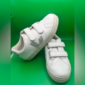 Veja Kids (wear twice)